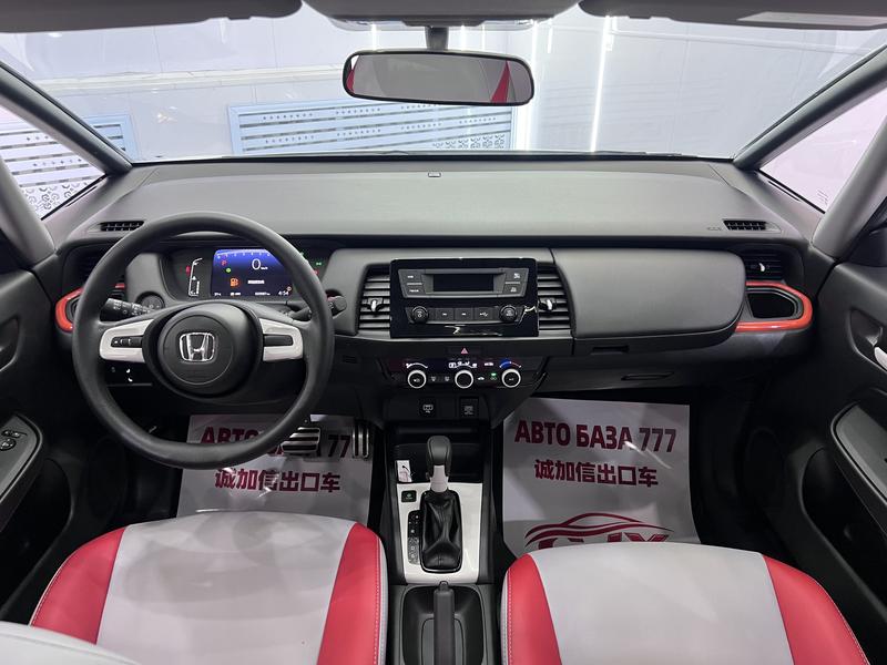 Honda Fit, 2021 — фото 8 из 12