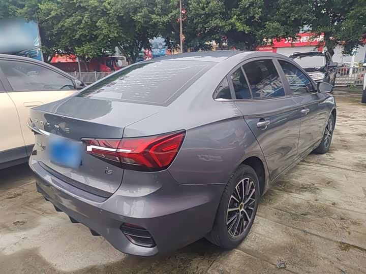Roewe i5, 2023 — фото 7 из 9