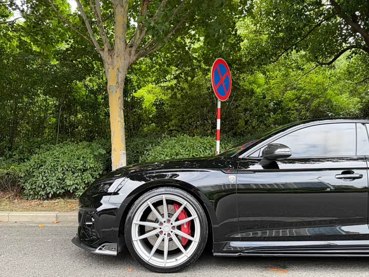 Audi RS 5, 2023 — фото 4 из 9