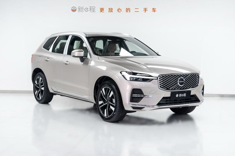 Volvo XC60, 2026 — фото 3 из 12