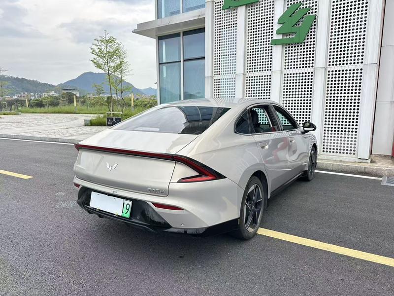 Wuling Starlight, 2024 — фото 7 из 12