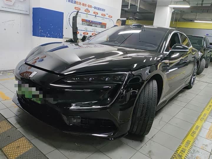 BYD Yangwang U7, 2025 — купить в Курске под ключ