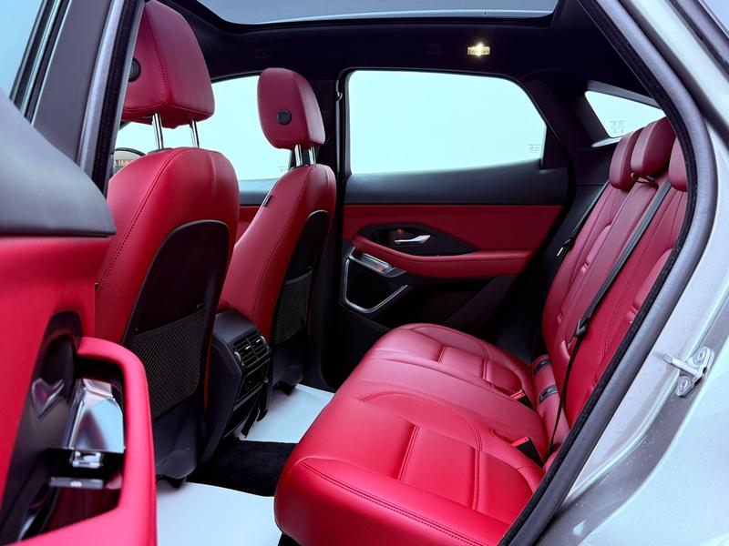 Jaguar E-Pace, 2023 — фото 11 из 12