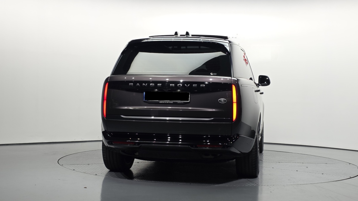 Land Rover Range Rover, 2023 — фото 4 из 12