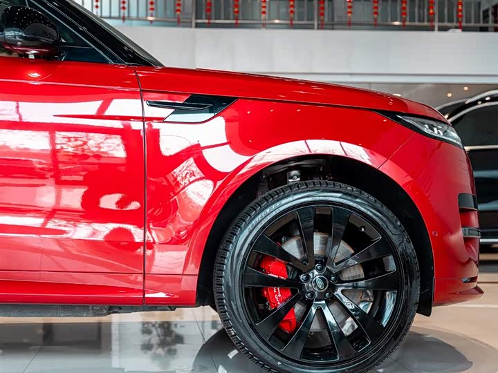 Land Rover Range Rover Sport Hybrid, 2024 — фото 5 из 9