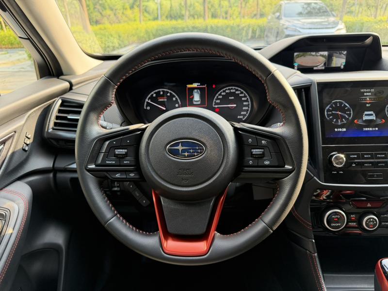 Subaru Forester, 2022 — фото 9 из 12