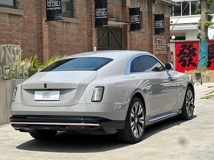 Rolls-Royce Spectre, 2025 — фото 4 из 9