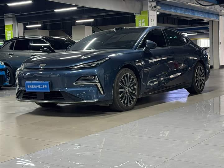 Geely Galaxy Starshine 8 EM-i, 2025 — фото 2 из 9