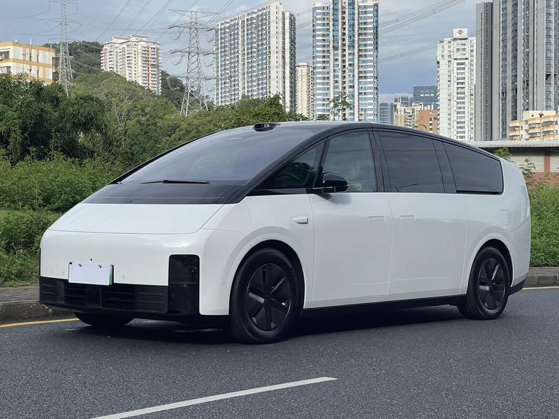 LiXiang Mega, 2025 — купить в Перми под ключ