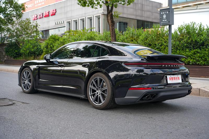 Porsche Panamera, 2024 — фото 4 из 12