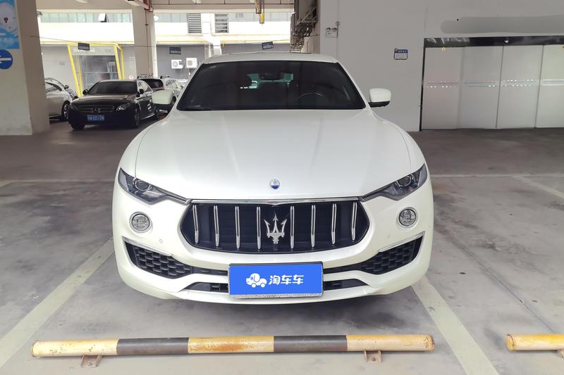 Maserati Levante, 2022 — фото 2 из 12