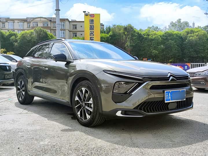 Citroen C5 X, 2023 — фото 3 из 9