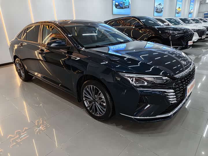 Dongfeng Aeolus Yixuan Max, 2022 — фото 3 из 9