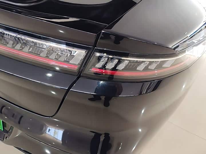 Dongfeng Yipai eπ 007, 2024 — фото 8 из 9