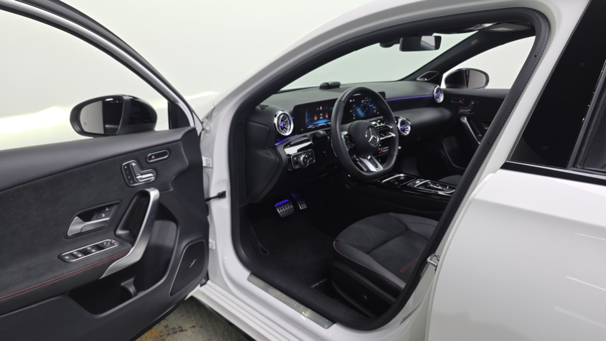 Mercedes-Benz A-Class, 2025 — фото 9 из 12