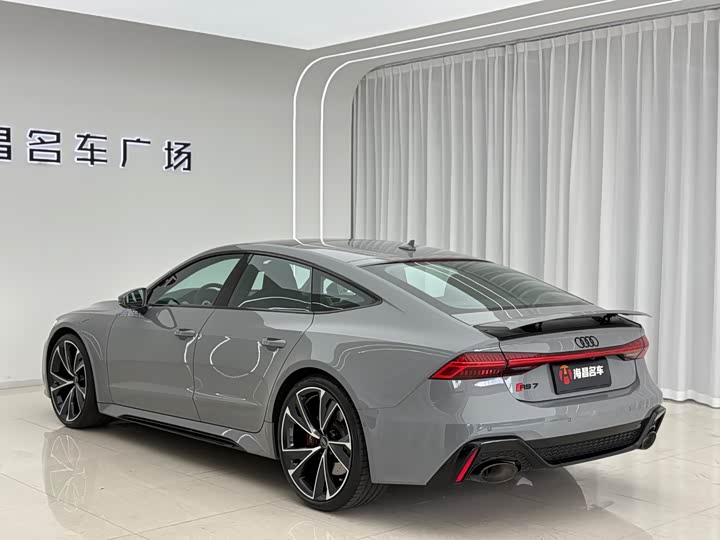 Audi RS 7, 2025 — фото 7 из 9