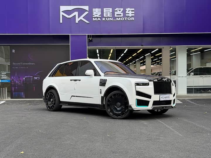Rolls-Royce Cullinan, 2022 — фото 2 из 9