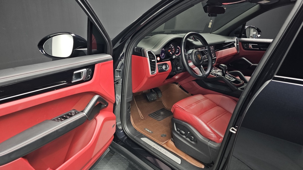 Porsche Cayenne, 2021 — фото 10 из 12