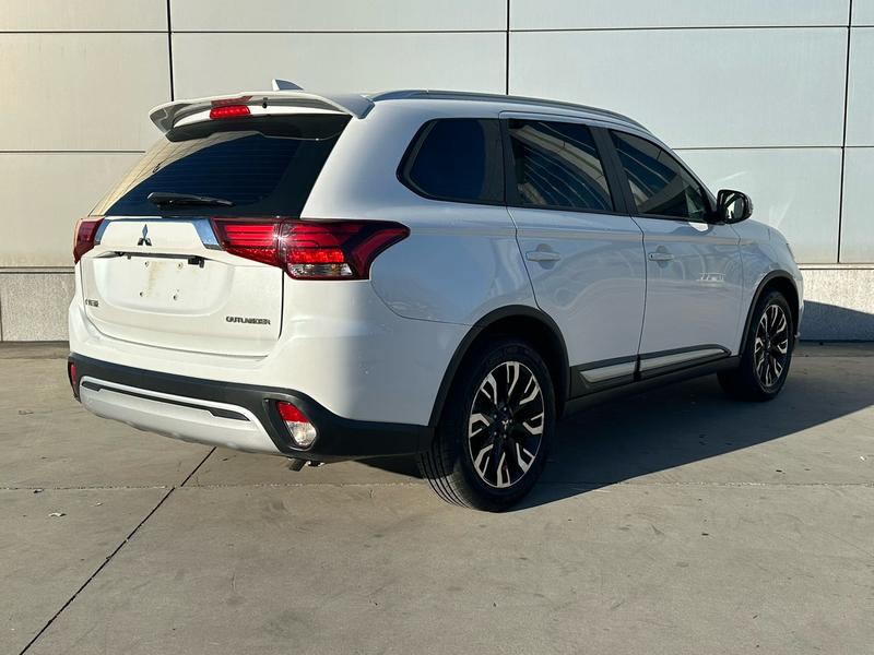 Mitsubishi Outlander, 2021 — фото 6 из 12