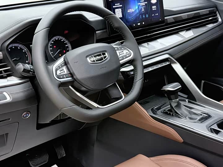 Geely Vision X6, 2023 — фото 7 из 9