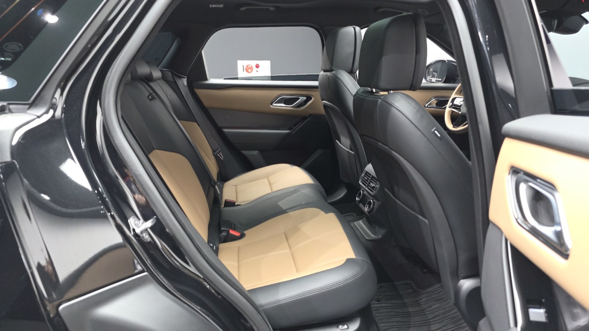 Land Rover Range Rover Velar, 2025 — фото 11 из 12