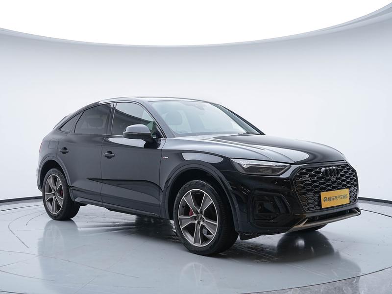 Audi Q5L Sportback, 2023 — фото 3 из 12
