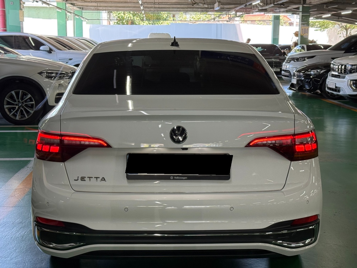 Volkswagen Jetta, 2023 — фото 3 из 12