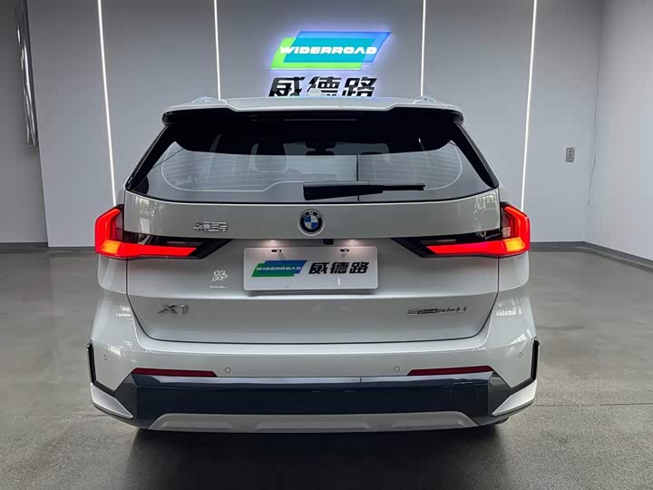 BMW X1, 2025 — фото 6 из 9