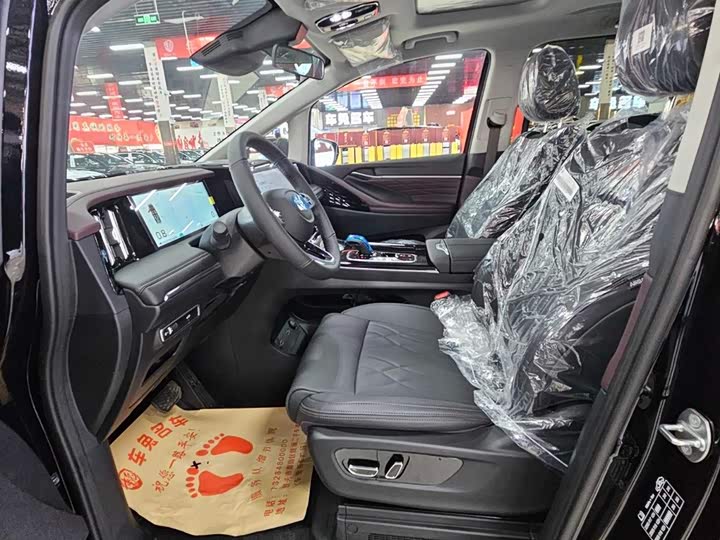 GAC Trumpchi M8, 2025 — фото 8 из 9