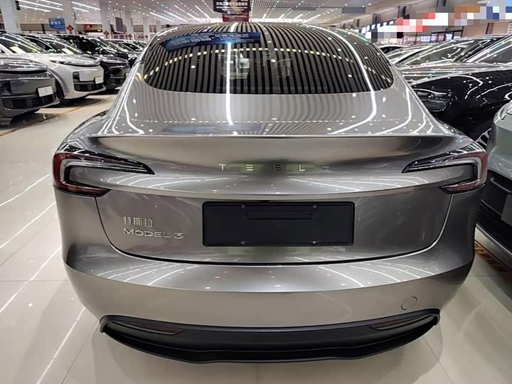 Tesla Model 3, 2023 — фото 6 из 9