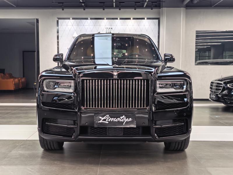 Rolls-Royce Cullinan, 2022 — фото 2 из 12