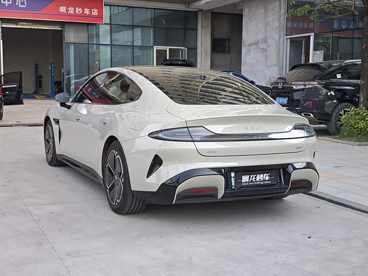 Xiaomi SU7, 2026 — фото 7 из 9