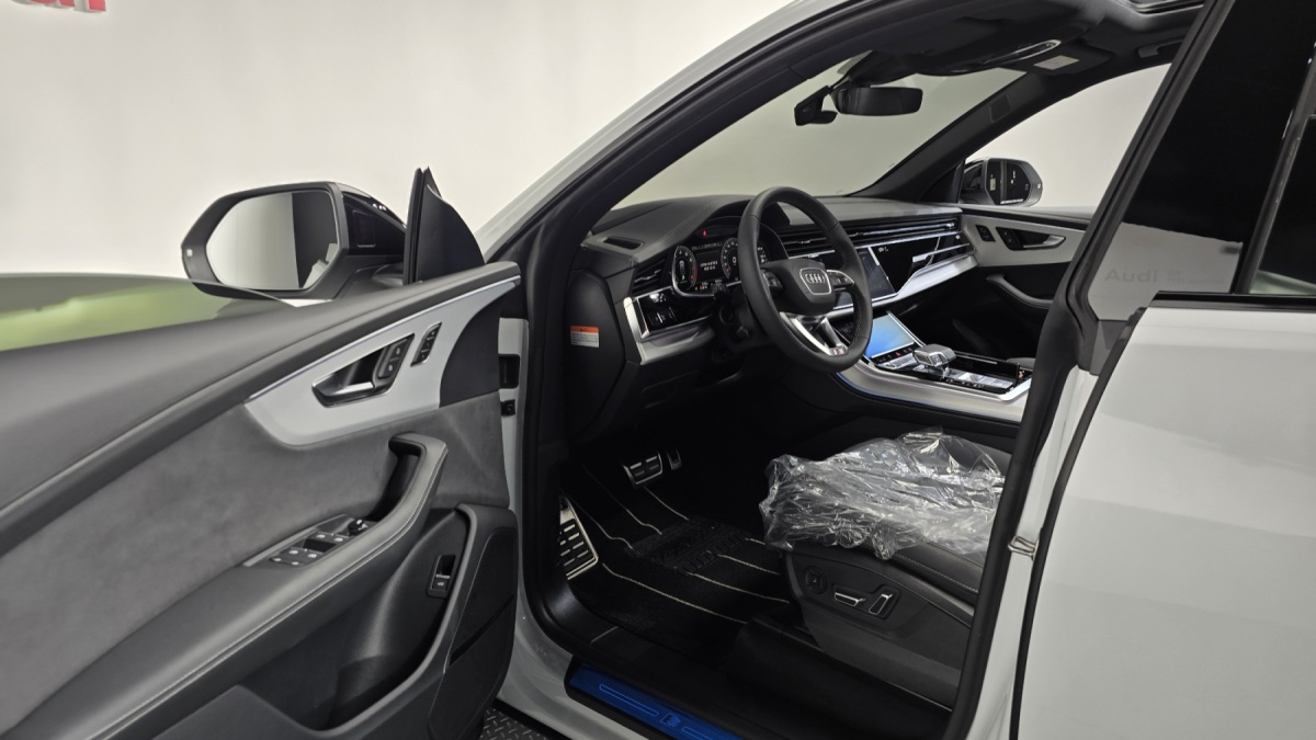 Audi Q8, 2025 — фото 9 из 12