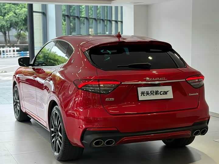 Maserati Levante, 2021 — фото 4 из 5