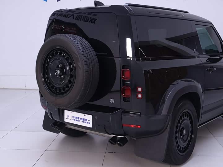 Land Rover Defender, 2022 — фото 8 из 9