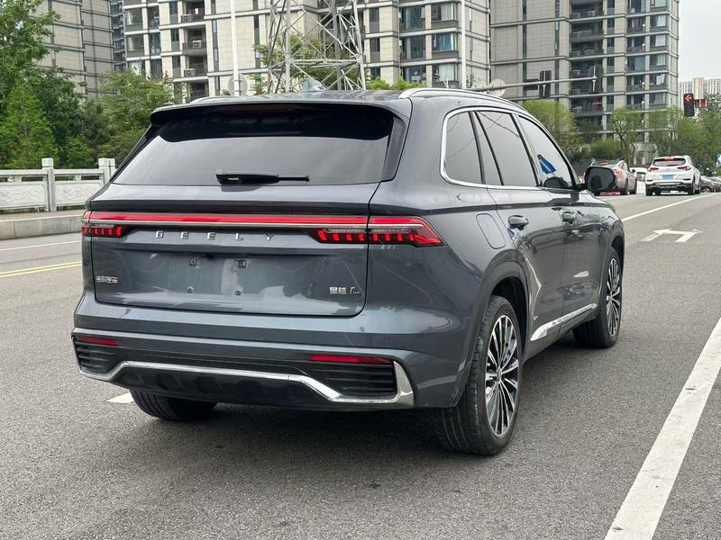 Geely Monjaro, 2025 — фото 6 из 10