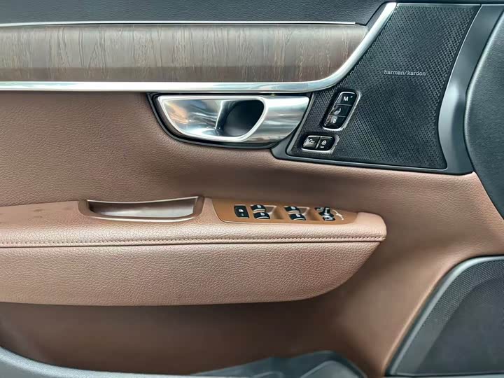 Volvo V90, 2022 — фото 9 из 9