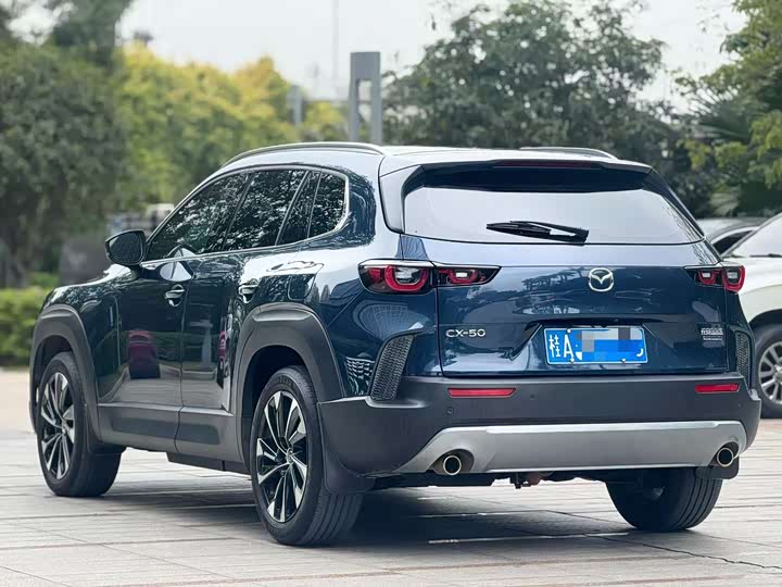Mazda CX-50, 2023 — фото 4 из 7