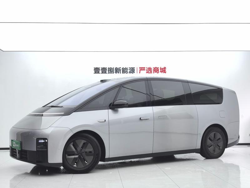 LiXiang Mega, 2025 — купить в Перми под ключ