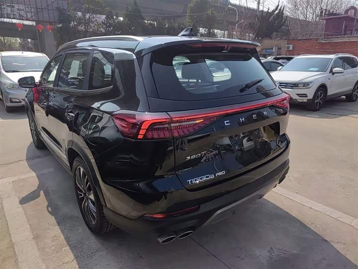 Chery Tiggo 8 Pro, 2022 — фото 5 из 9