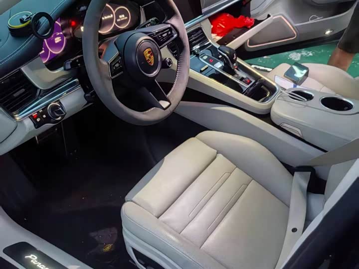Porsche Panamera Hybrid, 2022 — фото 2 из 5