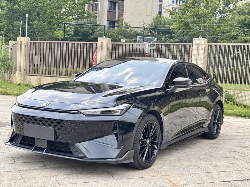 Changan UNI-V, 2024 — купить в Белгороде под ключ