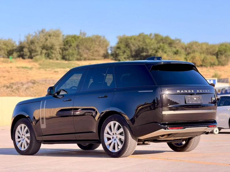 Land Rover Range Rover, 2024 — фото 4 из 10