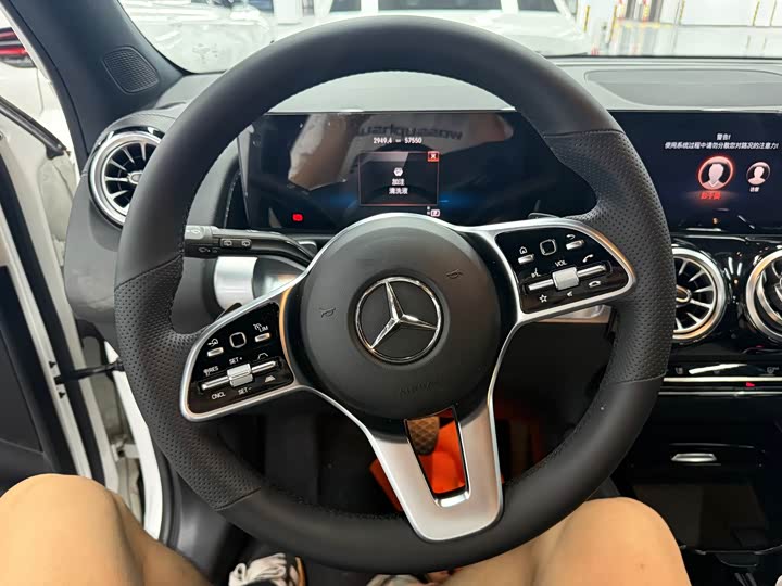 Mercedes-Benz EQB, 2023 — фото 5 из 9