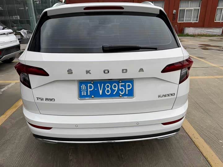 Skoda Karoq, 2021 — фото 8 из 9