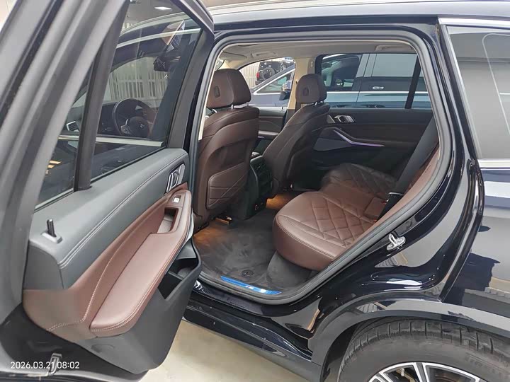 BMW X5, 2022 — фото 8 из 9
