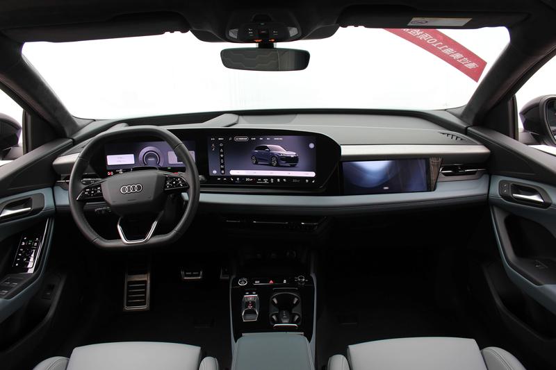Audi Q6L e-tron, 2025 — фото 9 из 12