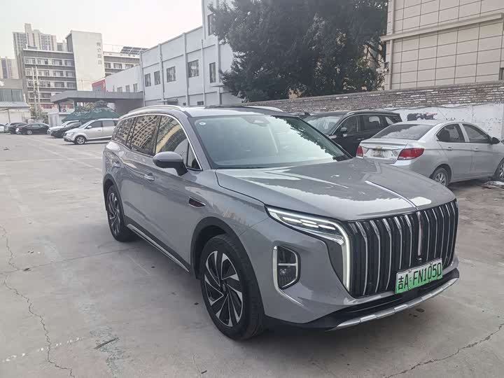 Hongqi HS7 Hybrid, 2024 — фото 2 из 9