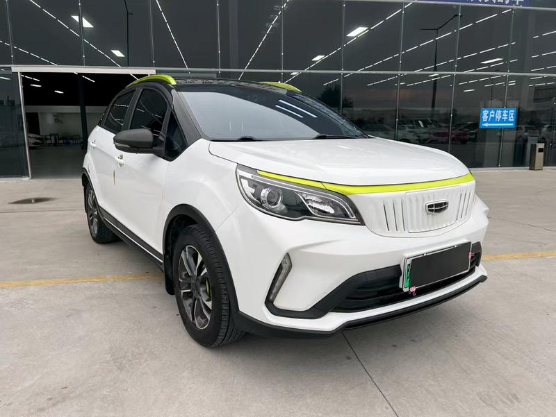 Geely Geometry EX3, 2021 — фото 3 из 10