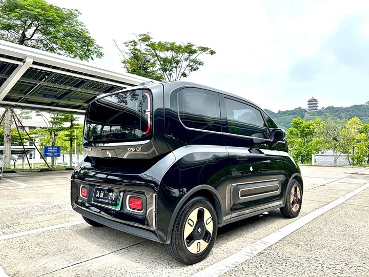 Baojun KiWi EV, 2024 — фото 6 из 9